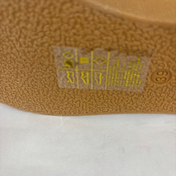 H&M Divided Boots, Black Leather, Sherpa lined, for Spring/Fall/Winter - Picture 7 of 8